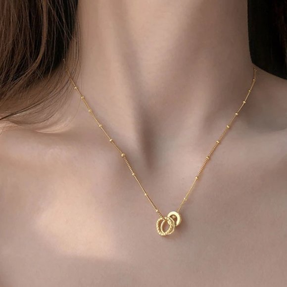 Jewelry - NEW Silver Gold Geometric Irregular Circle Necklace